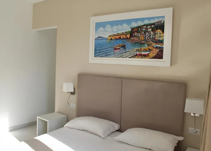 Zimmer mit Kingsize-Bett